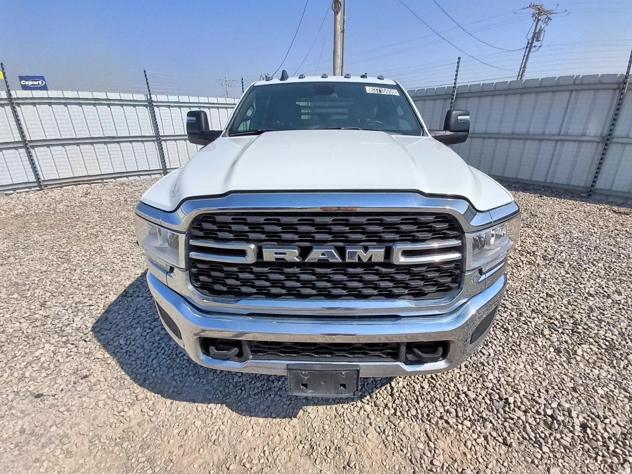 3C7WRTCLXRG203447 2024 RAM 3500 photo no. 5