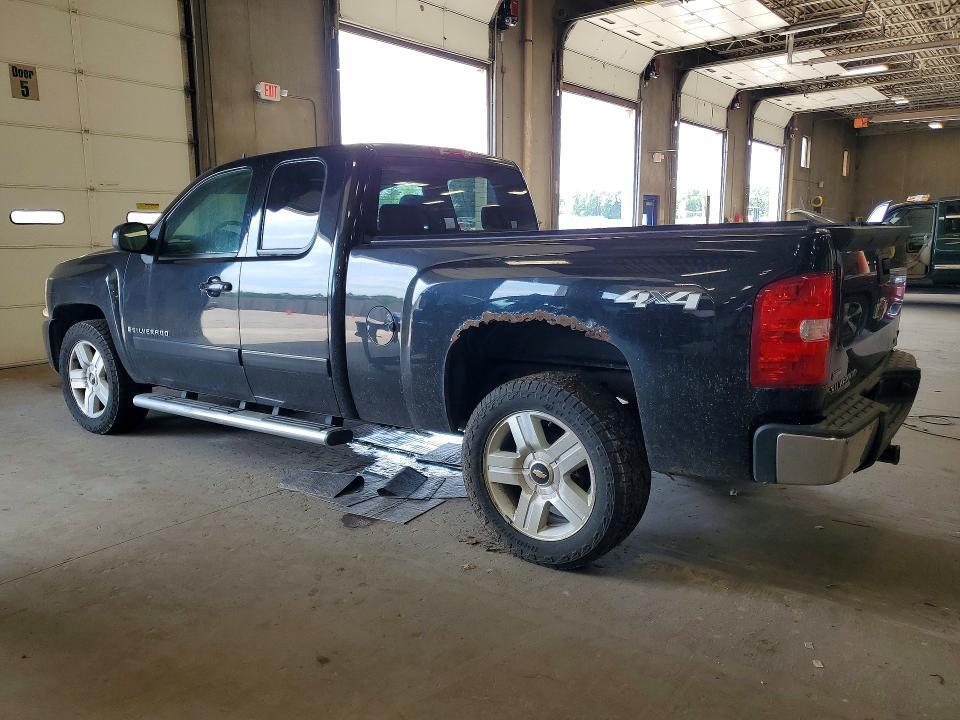2007 CHEVROLET SILVERADO 1500 — Фото 2 из 12