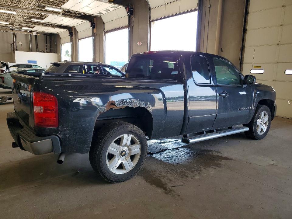 2007 CHEVROLET SILVERADO 1500 — Фото 3 из 12