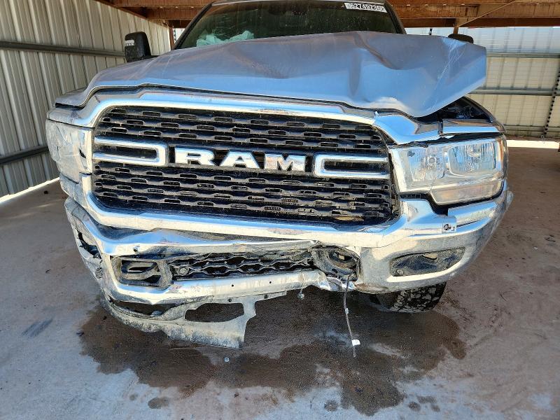 2024 RAM 2500 BIG HORN — Фото 11 из 12