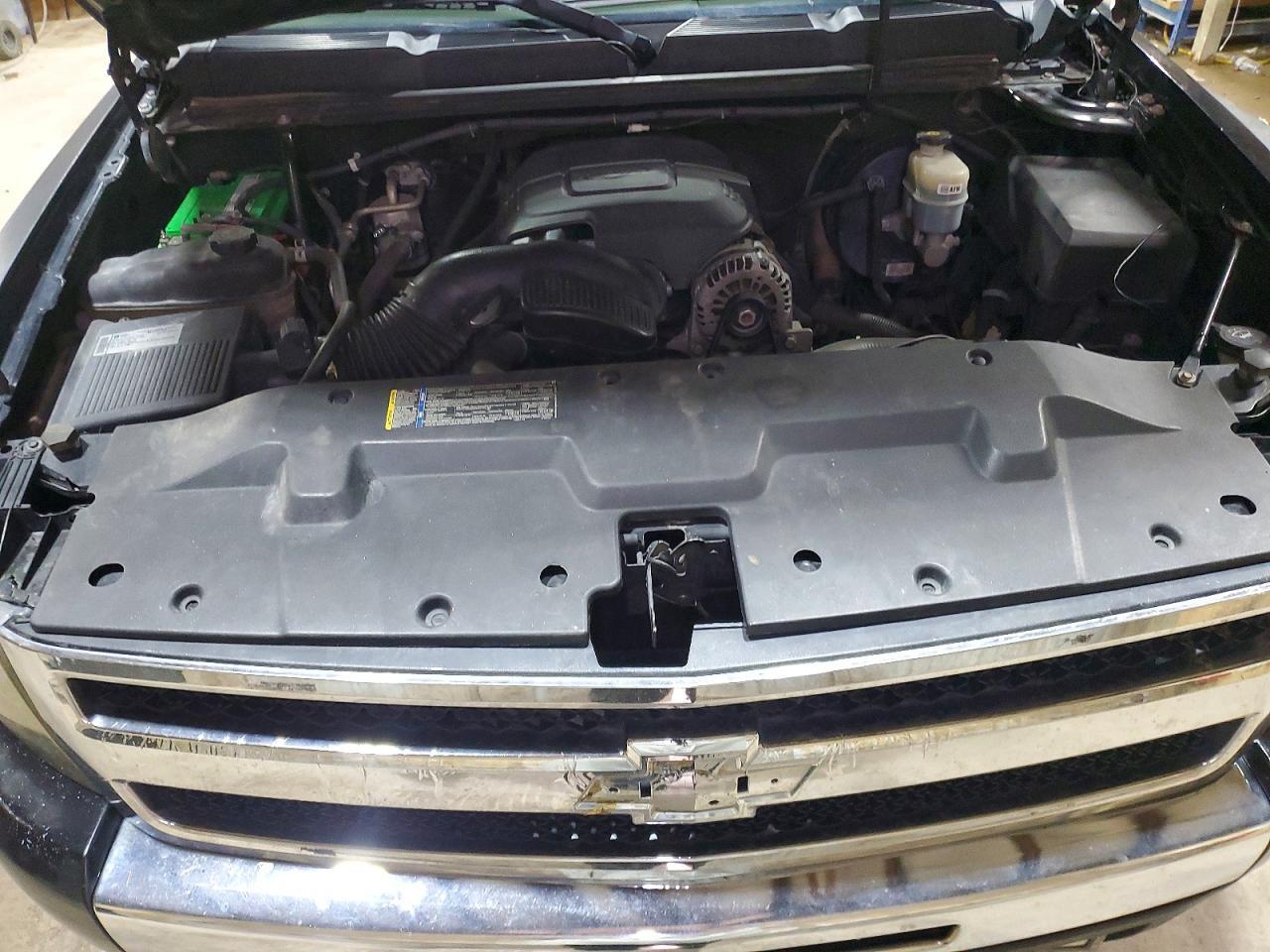 2010 CHEVROLET SILVERADO K1500 LT — Фото 11 из 12