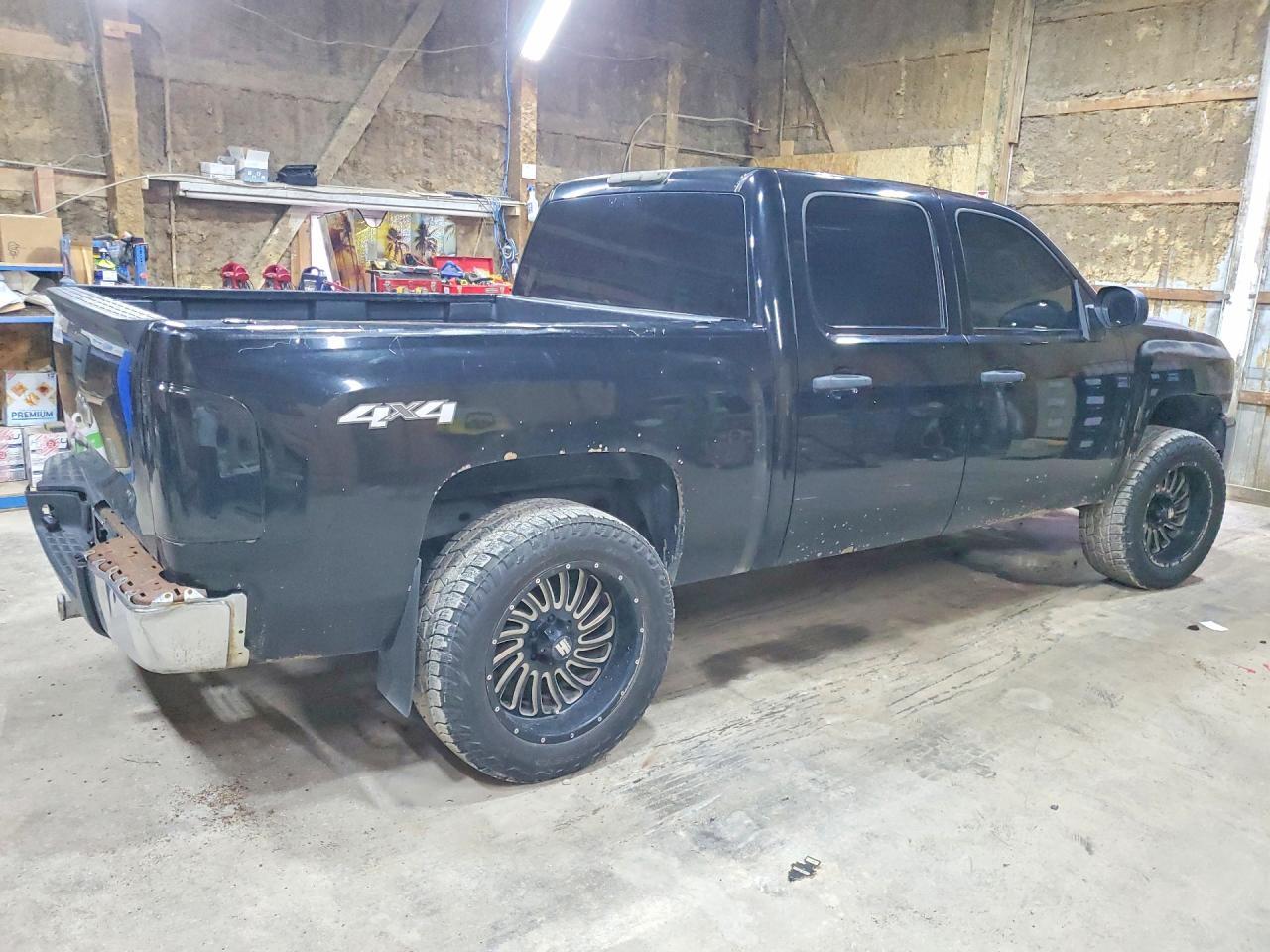 2010 CHEVROLET SILVERADO K1500 LT — Фото 3 из 12