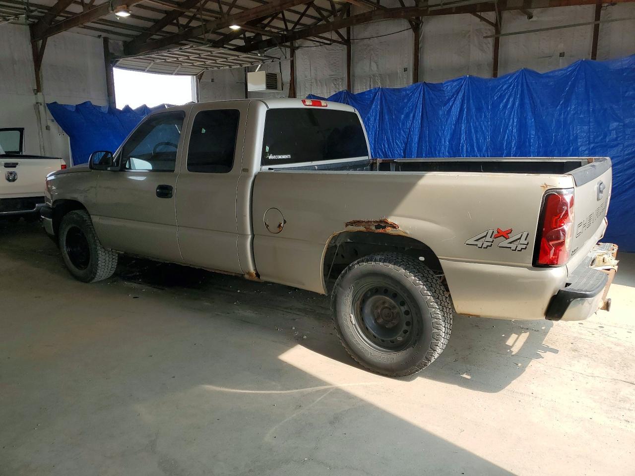 2007 CHEVROLET SILVERADO K1500 CLASSIC — Фото 2 из 12