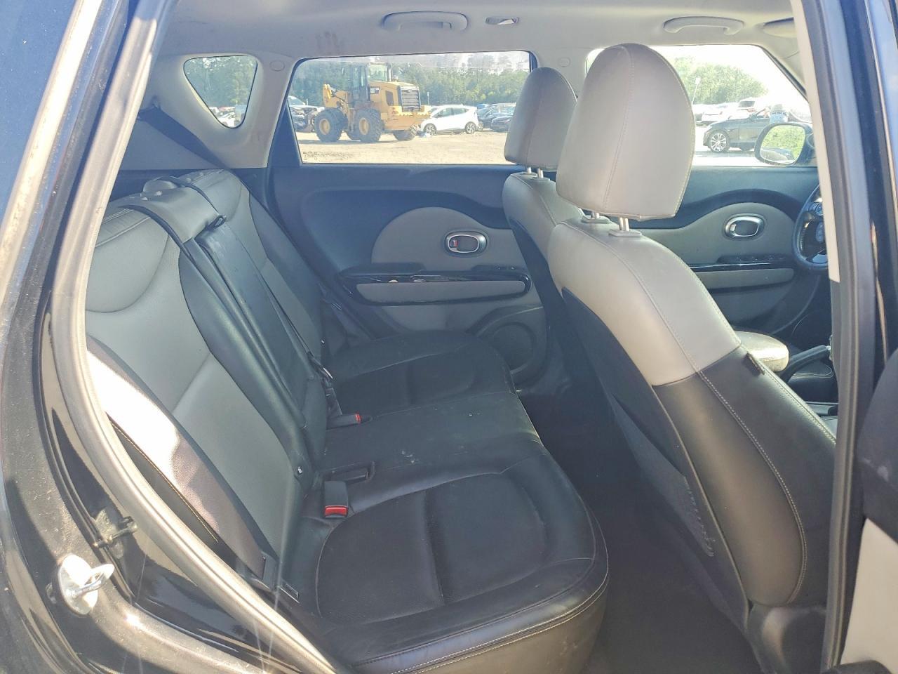 2016 KIA SOUL + — Фото 10 из 12