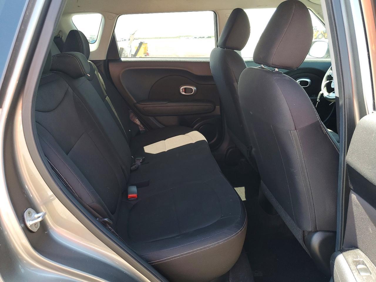 2016 KIA SOUL BASE — Фото 10 из 12