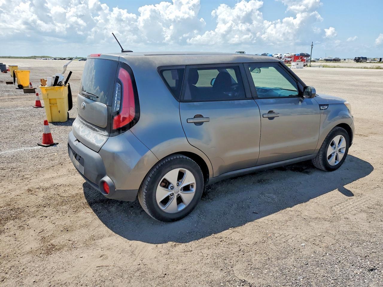 2016 KIA SOUL BASE — Фото 3 из 12