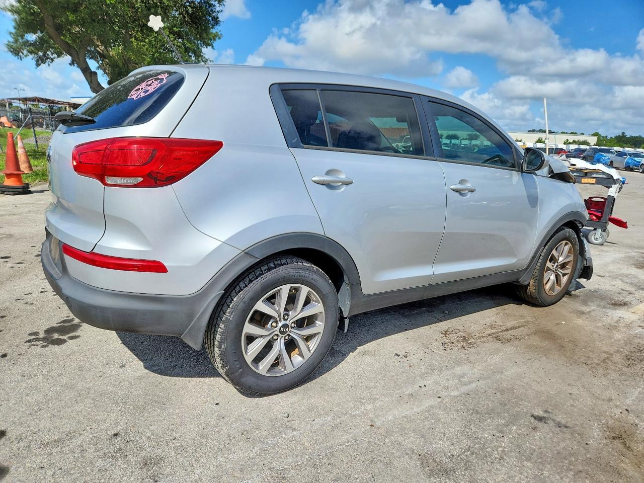 2016 KIA SPORTAGE LX — Фото 3 из 13