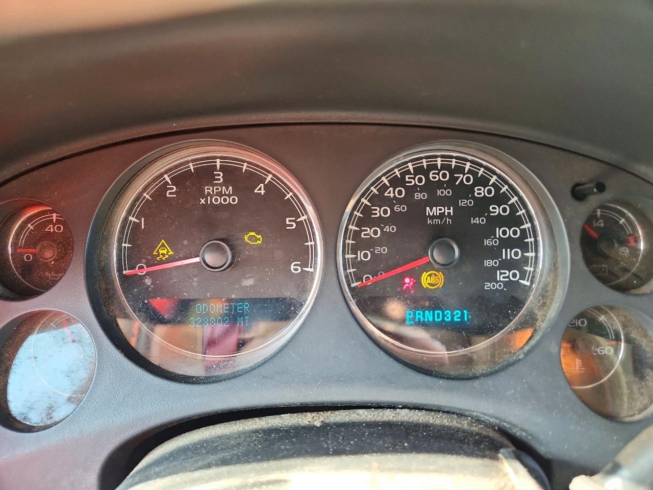 2007 CHEVROLET SUBURBAN K1500 — Фото 9 из 13