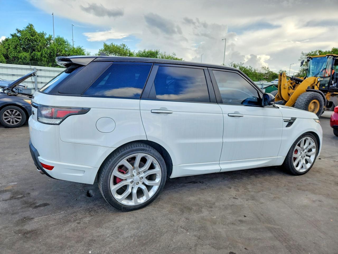 2016 LAND ROVER RANGE ROVER SPORT HST — Фото 3 из 13