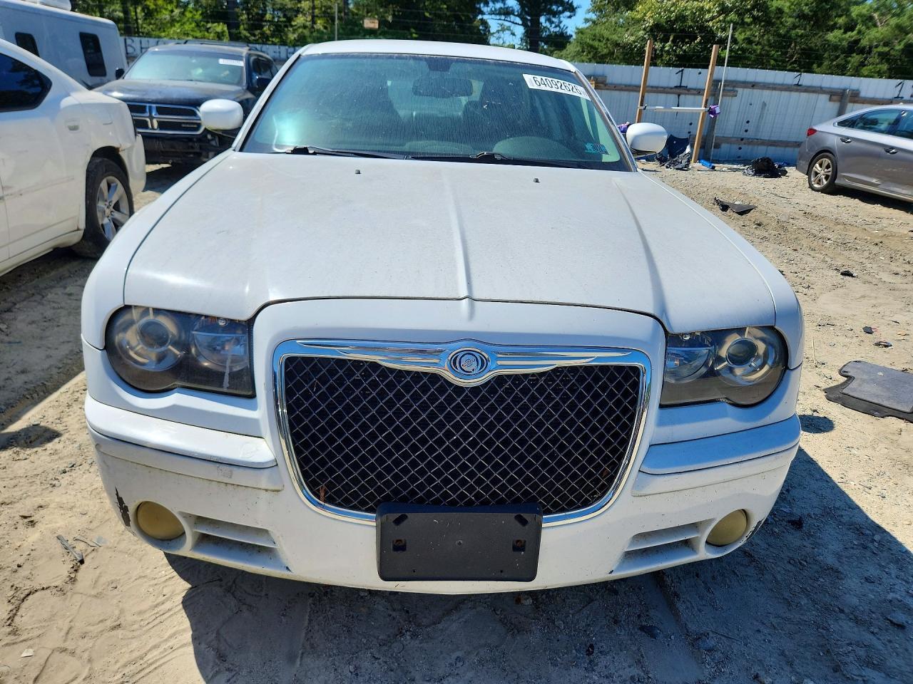 2010 CHRYSLER 300 S — Фото 5 из 12