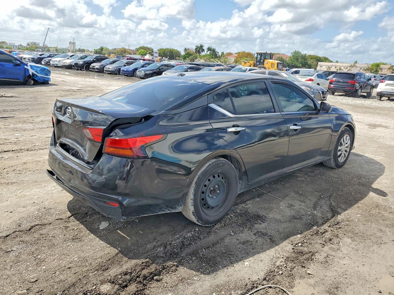 2020 NISSAN ALTIMA 2.5 S — Фото 3 из 12