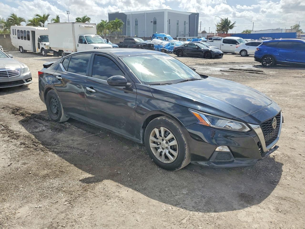 2020 NISSAN ALTIMA 2.5 S — Фото 4 из 12