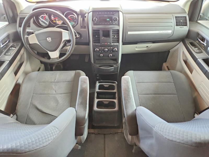 2010 DODGE GRAND CARAVAN SE — Фото 8 из 14