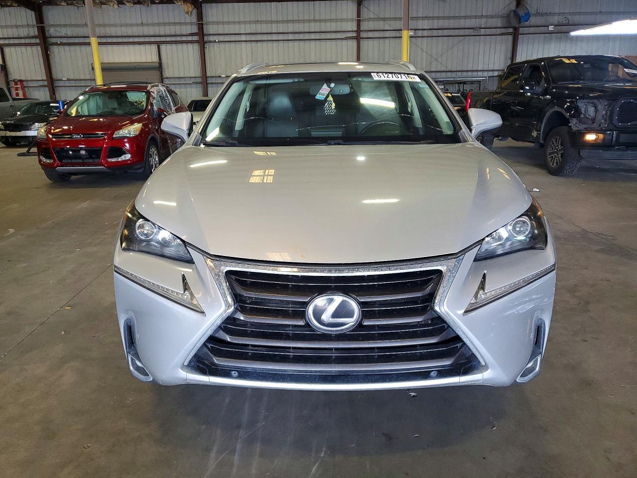 2016 LEXUS NX 200T BASE — Фото 5 из 13