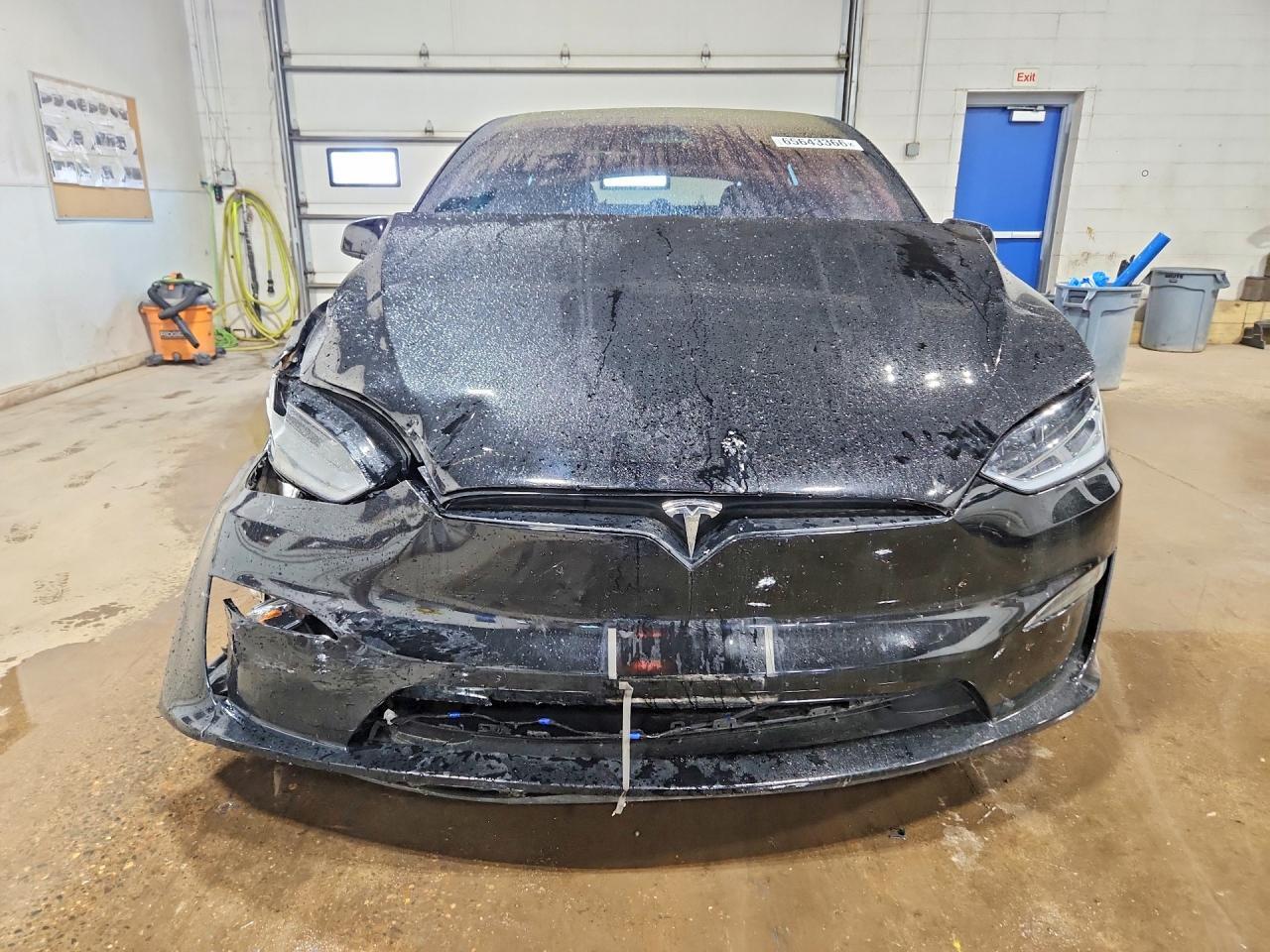 2024 TESLA MODEL X — Фото 5 из 12