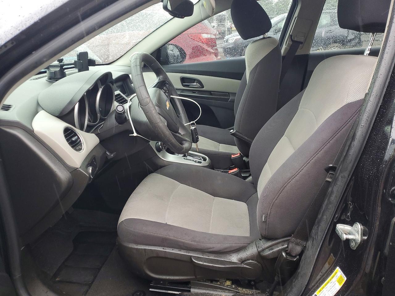 2013 CHEVROLET CRUZE LS — Фото 7 из 12