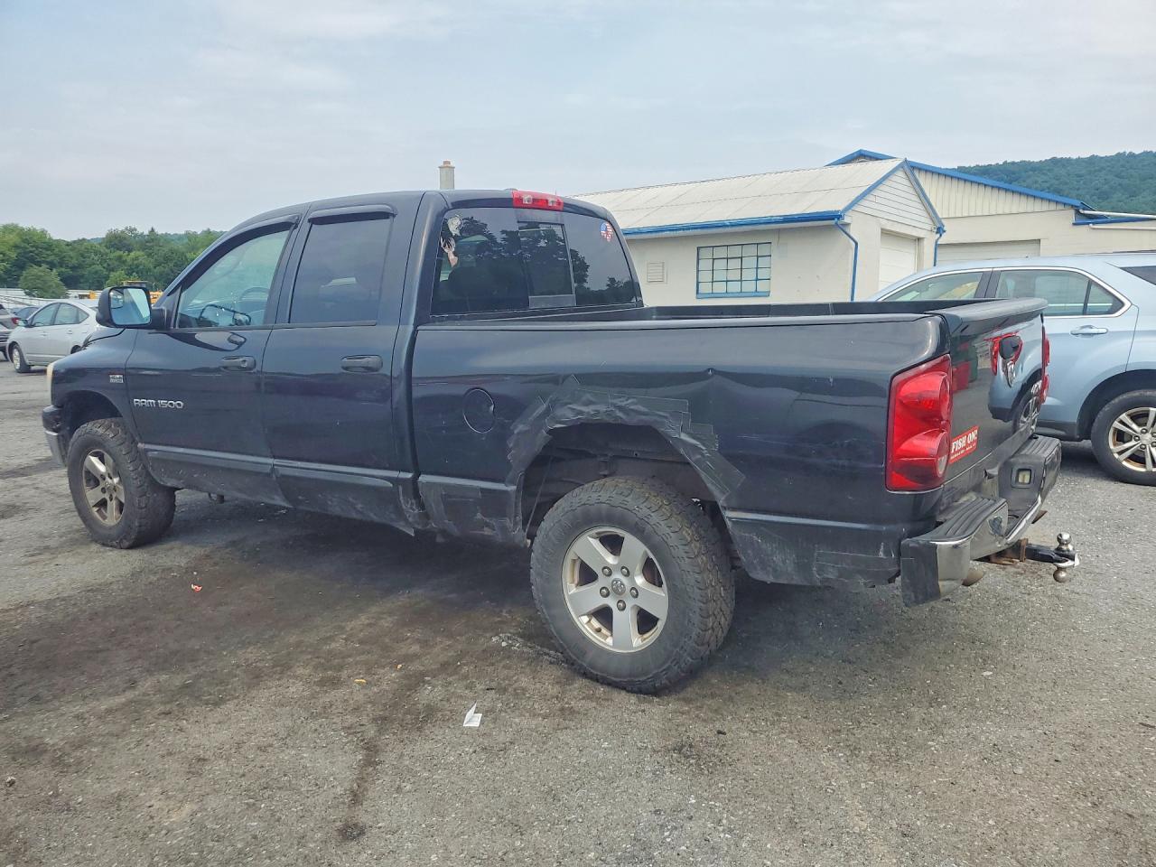 2007 DODGE RAM 1500 ST — Фото 2 из 12