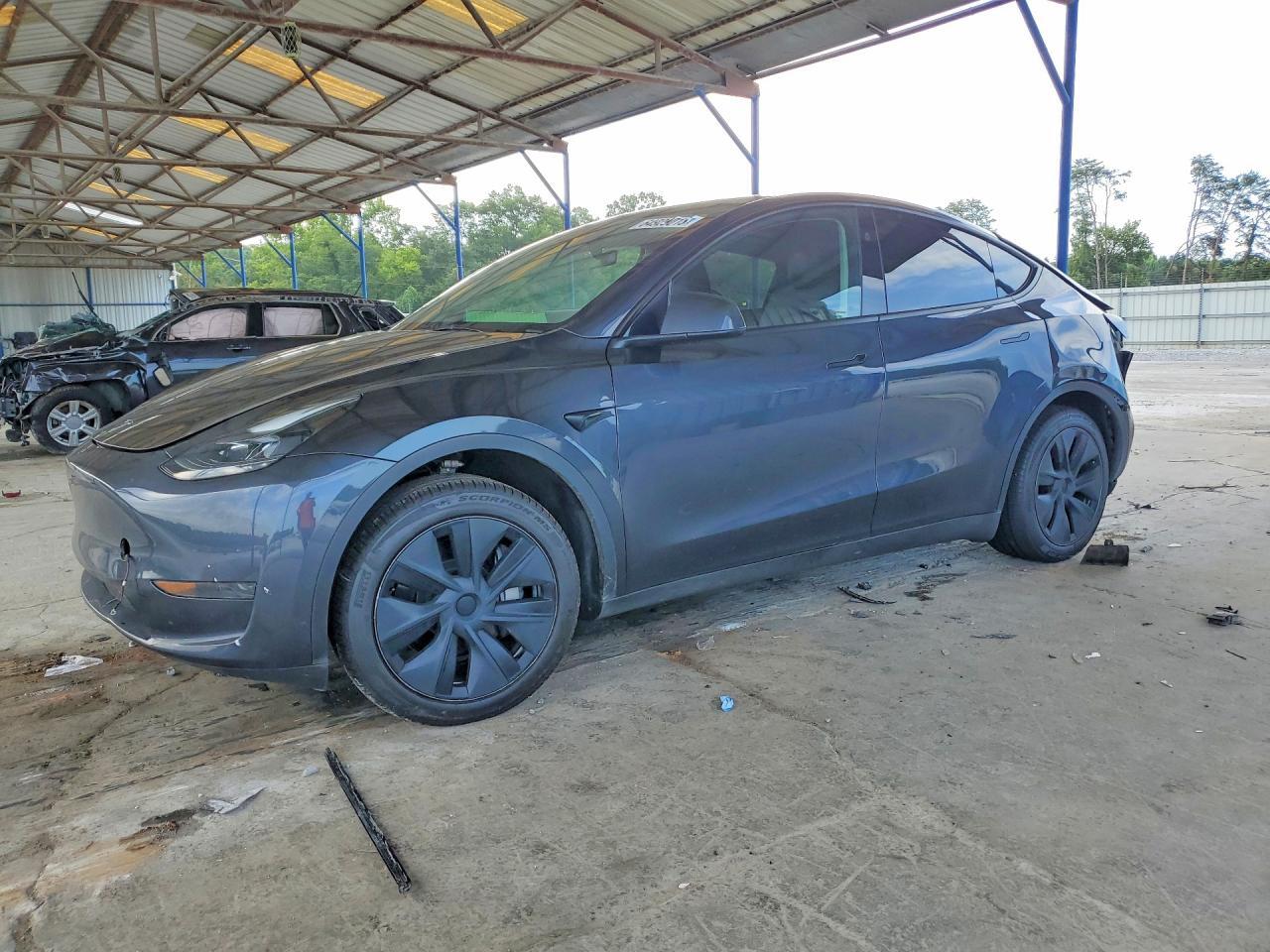 2024 TESLA MODEL Y
