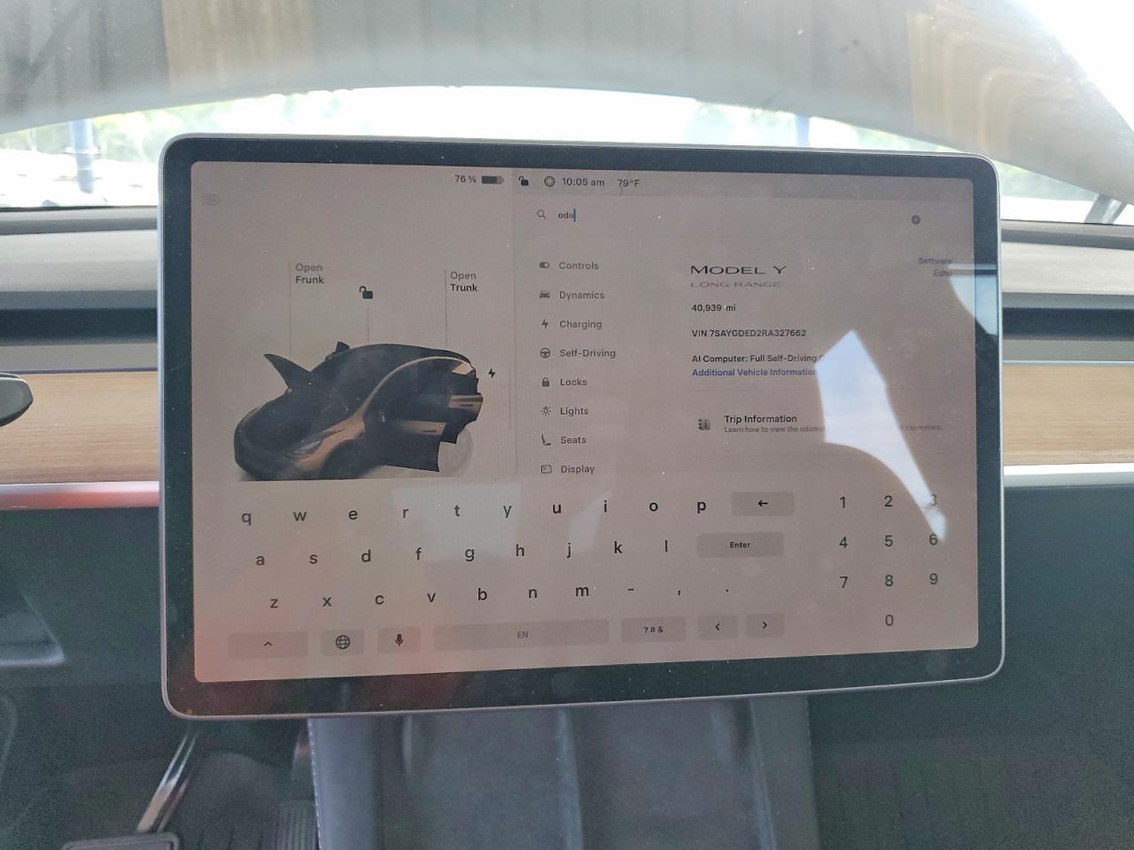 2024 TESLA MODEL Y — Фото 9 из 12