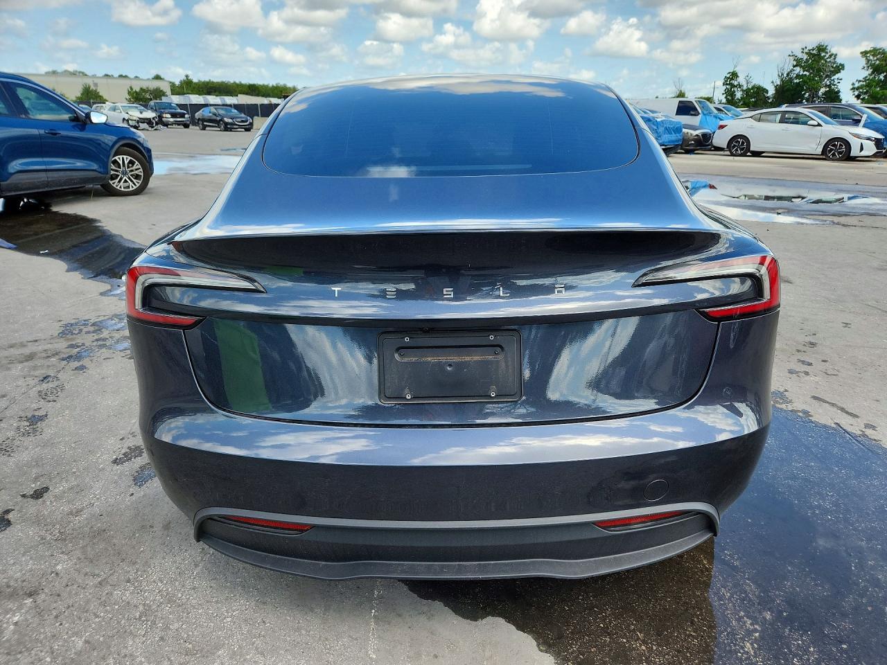 2024 TESLA MODEL 3 — Фото 6 из 12