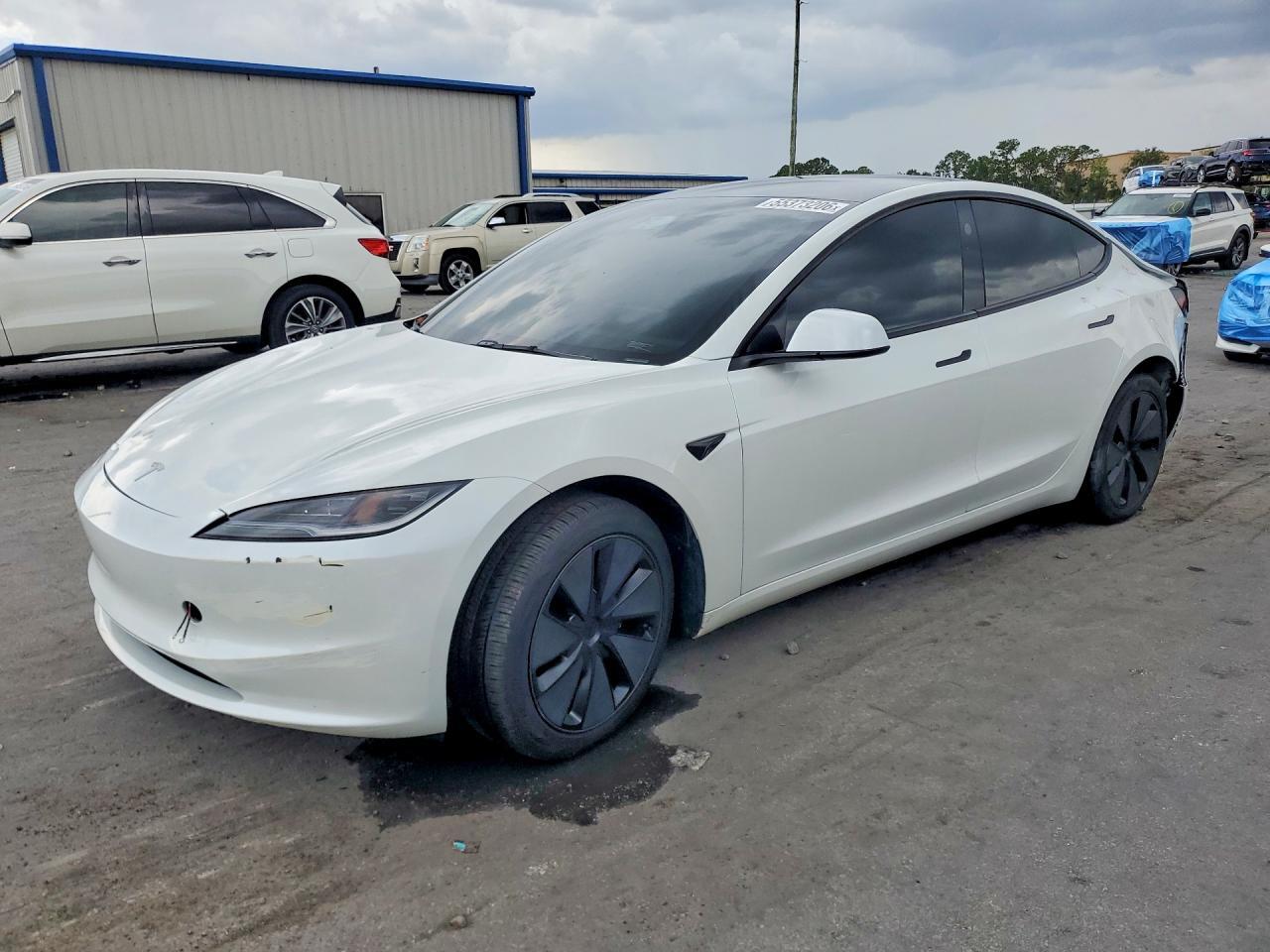 2024 TESLA MODEL 3