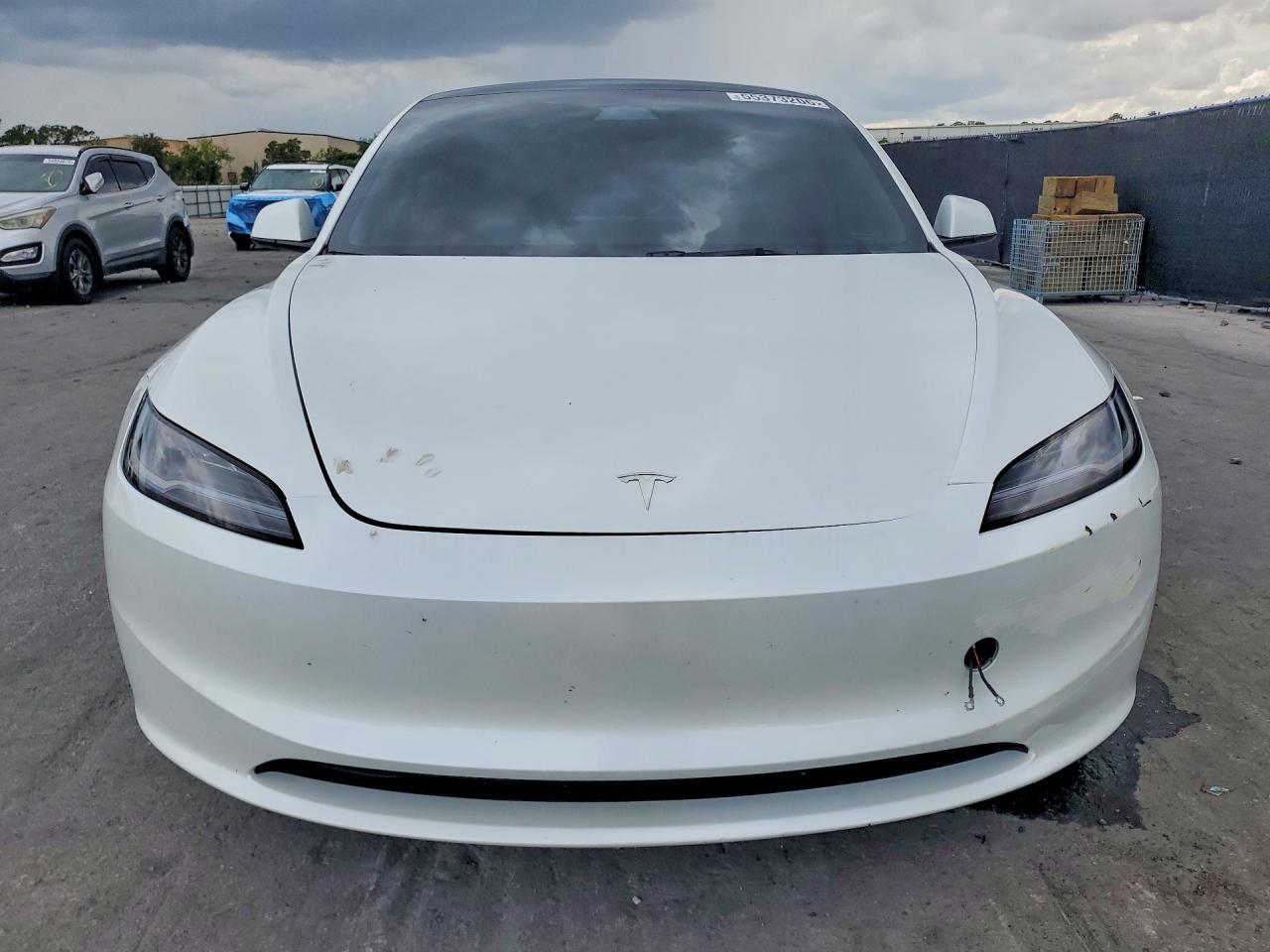 2024 TESLA MODEL 3 — Фото 5 из 13