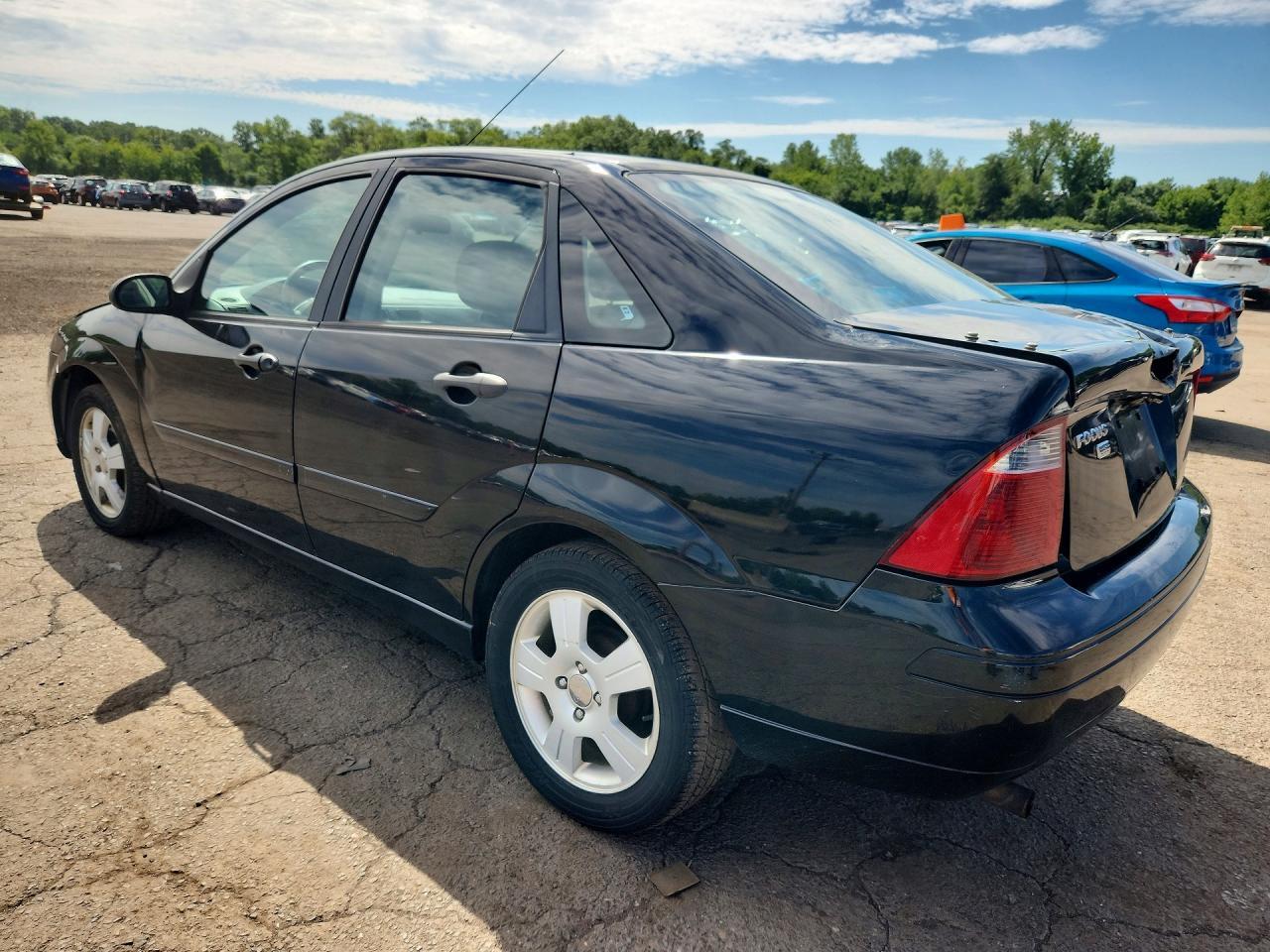 2007 FORD FOCUS ZX4 — Фото 2 из 12
