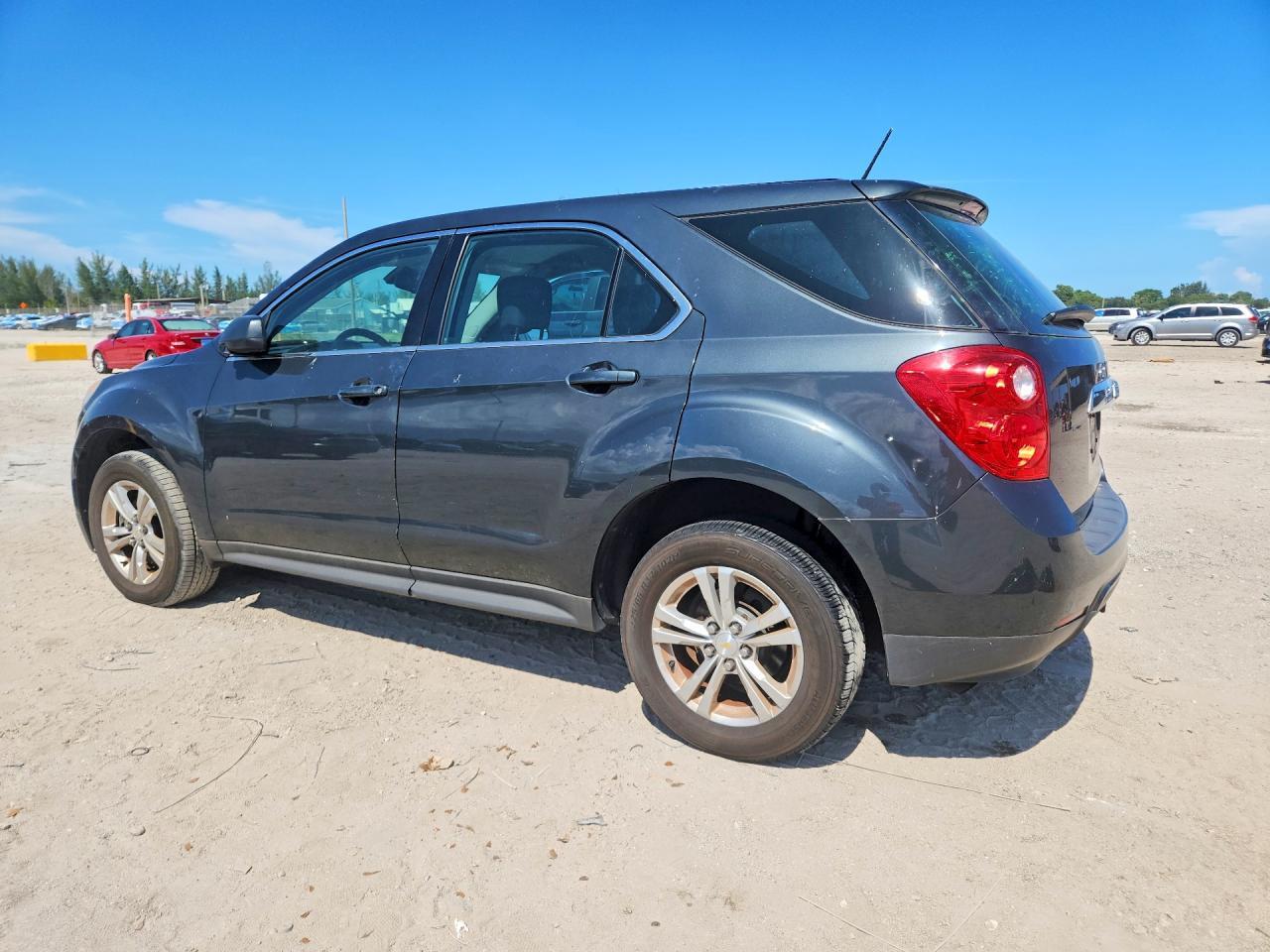2013 CHEVROLET EQUINOX LS — Фото 2 из 13