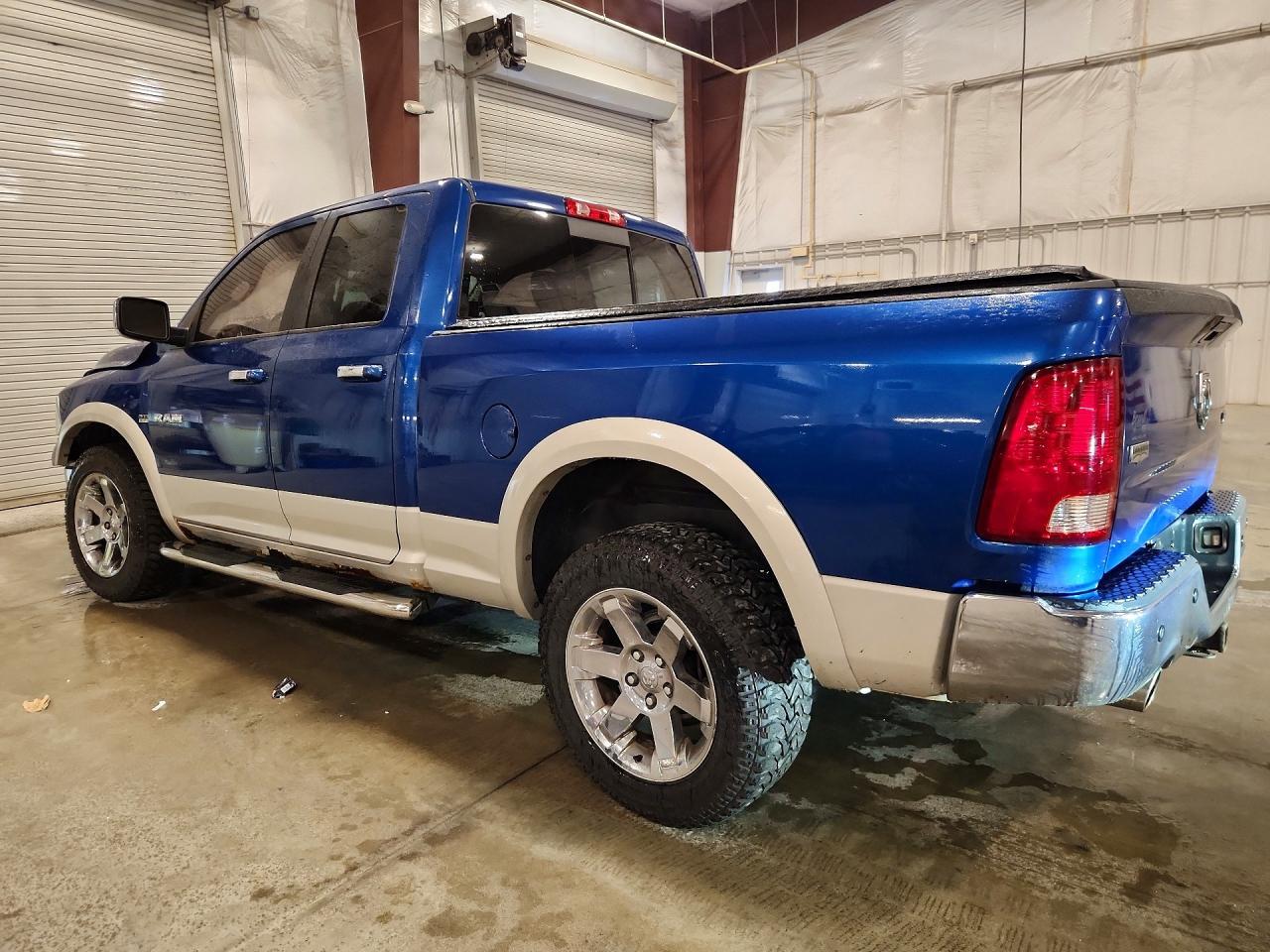 2010 DODGE RAM 1500 — Фото 2 из 12