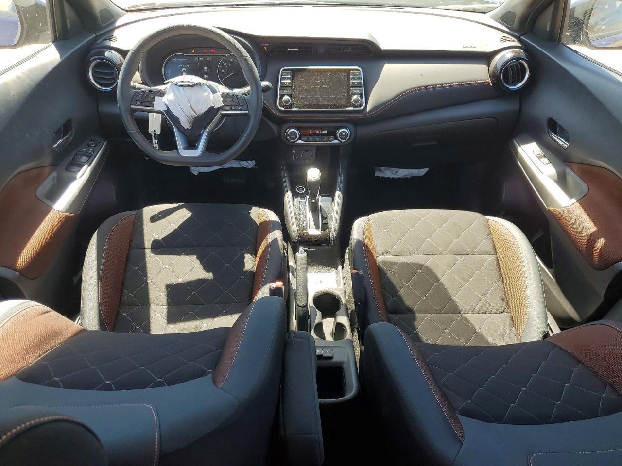2020 NISSAN KICKS SR — Фото 8 из 13