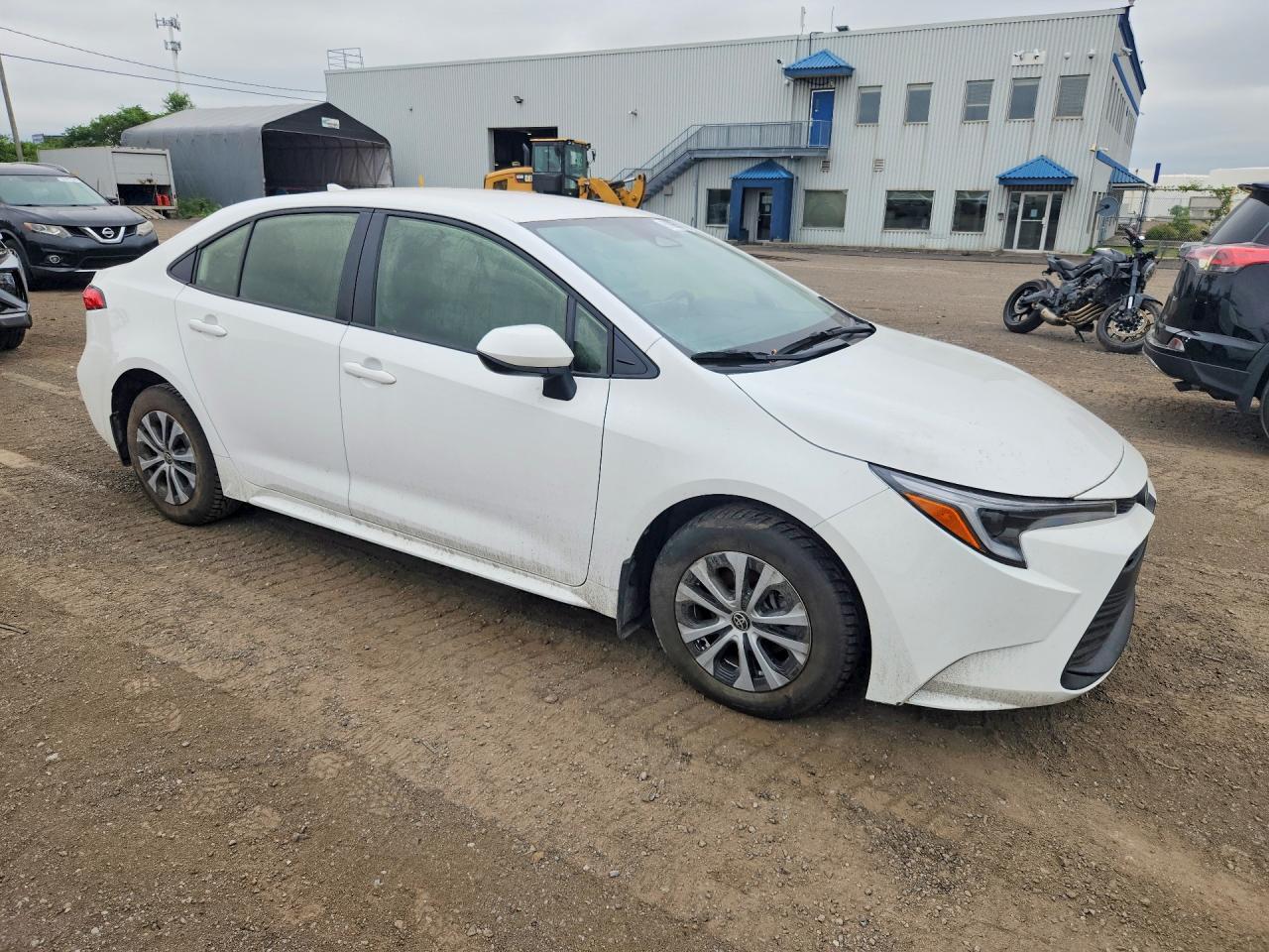 2024 TOYOTA COROLLA HYBRID LE — Фото 4 из 12