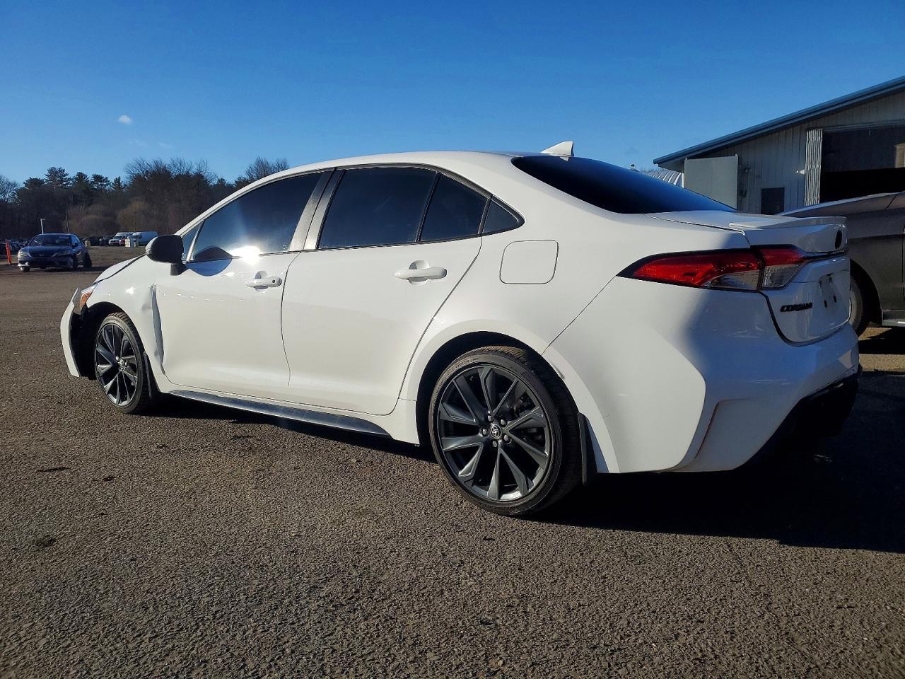 2024 TOYOTA COROLLA SE — Фото 2 из 12