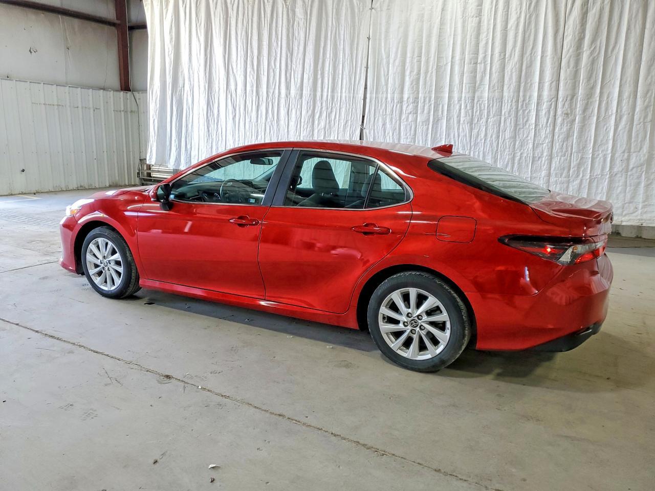 2024 TOYOTA CAMRY LE — Фото 2 из 12