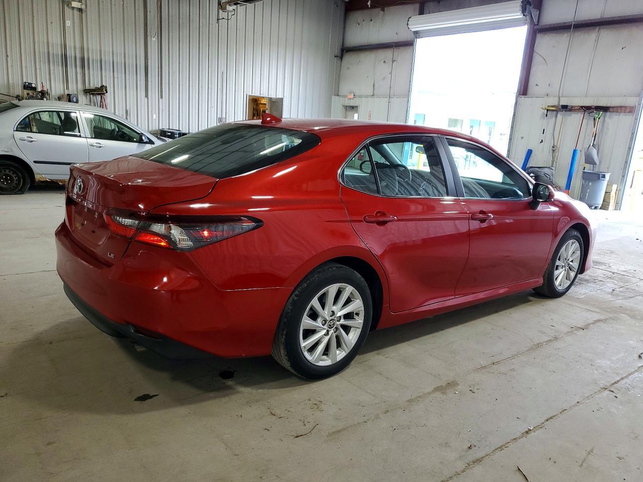 2024 TOYOTA CAMRY LE — Фото 3 из 12