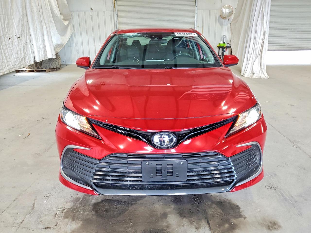2024 TOYOTA CAMRY LE — Фото 5 из 12