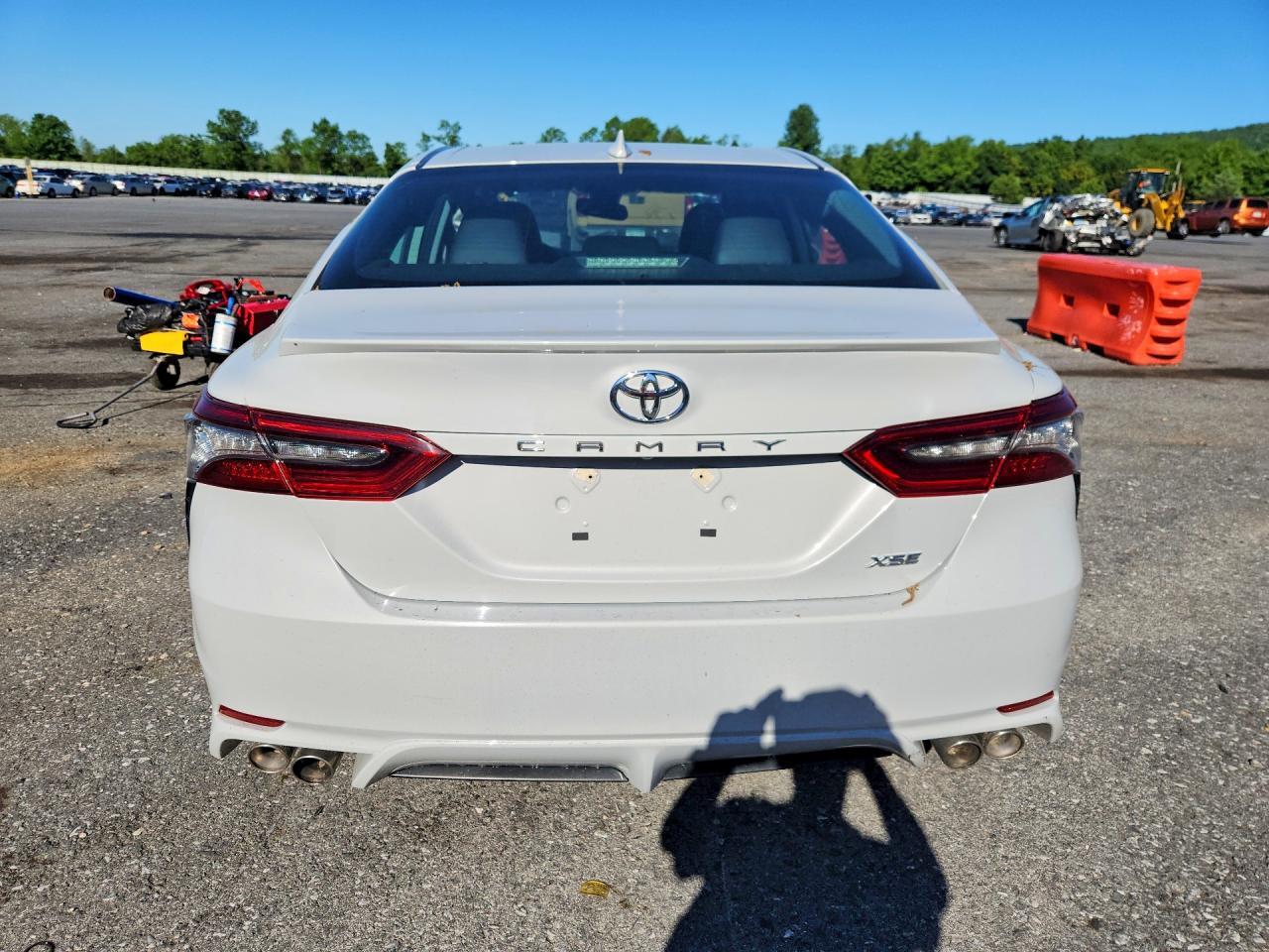 2024 TOYOTA CAMRY XSE — Фото 6 из 12