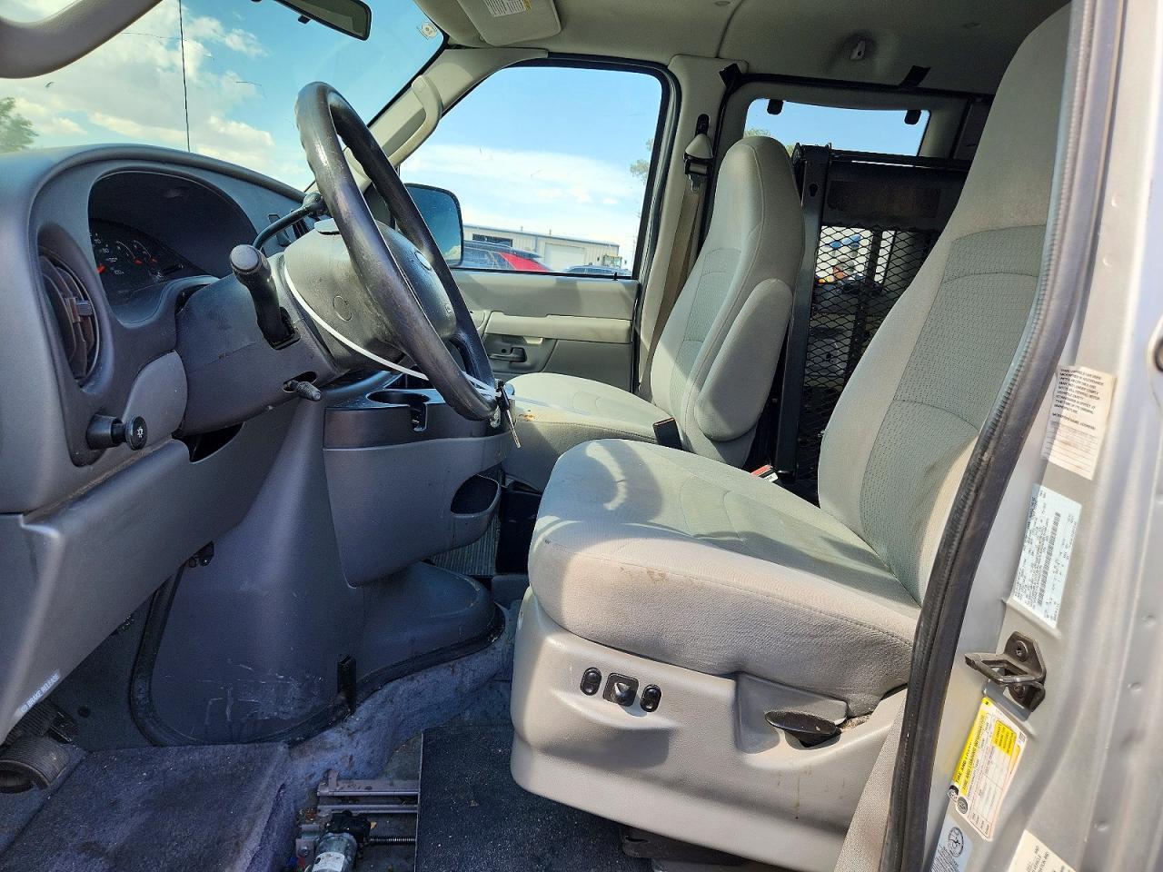 1FMNE11L97DA61075 2007 FORD ECONOLINE photo no. 7