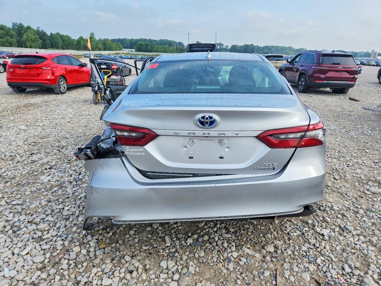 2024 TOYOTA CAMRY XLE — Фото 6 из 12
