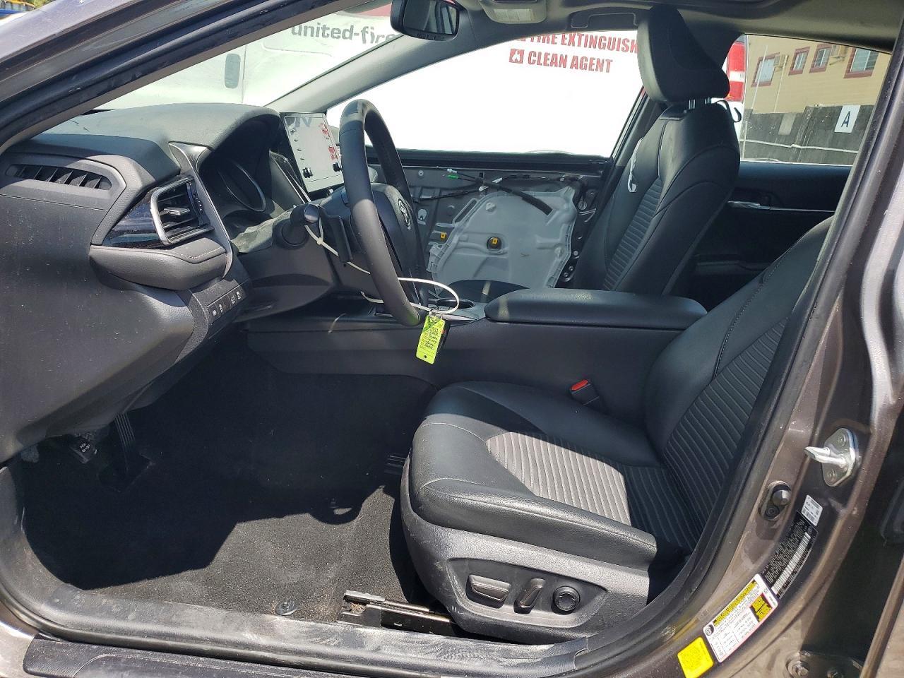 2024 TOYOTA CAMRY SE — Фото 7 из 13