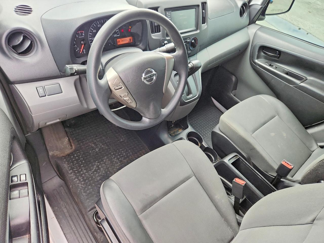 2020 NISSAN NV200 S — Фото 8 из 13