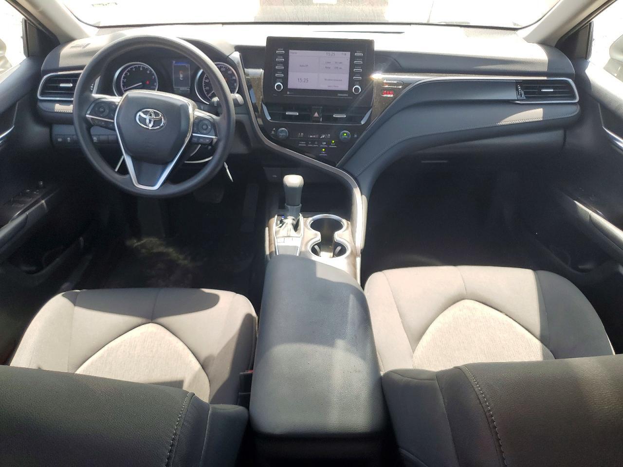 2024 TOYOTA CAMRY LE — Фото 8 из 13