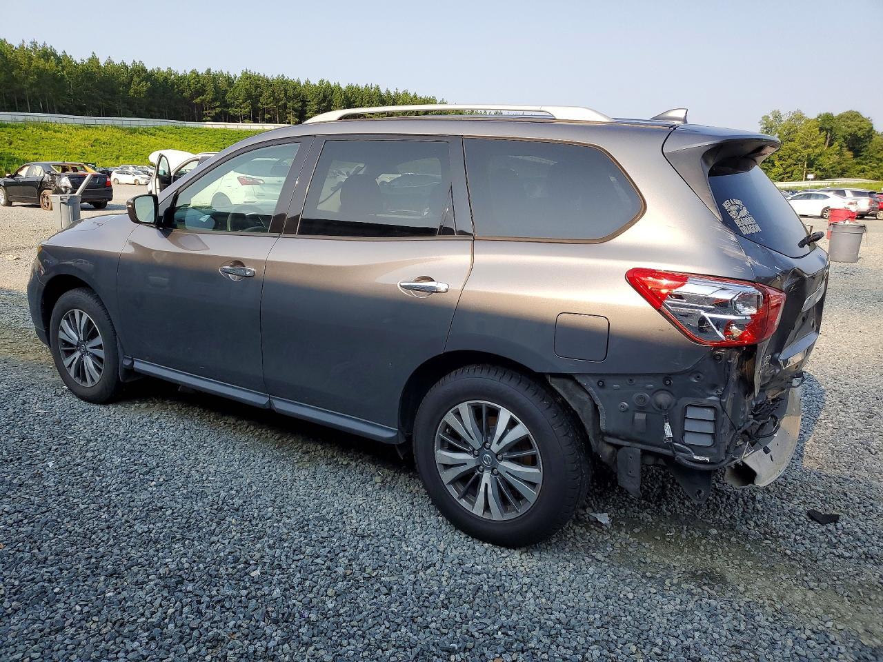 2020 NISSAN PATHFINDER S — Фото 2 из 12
