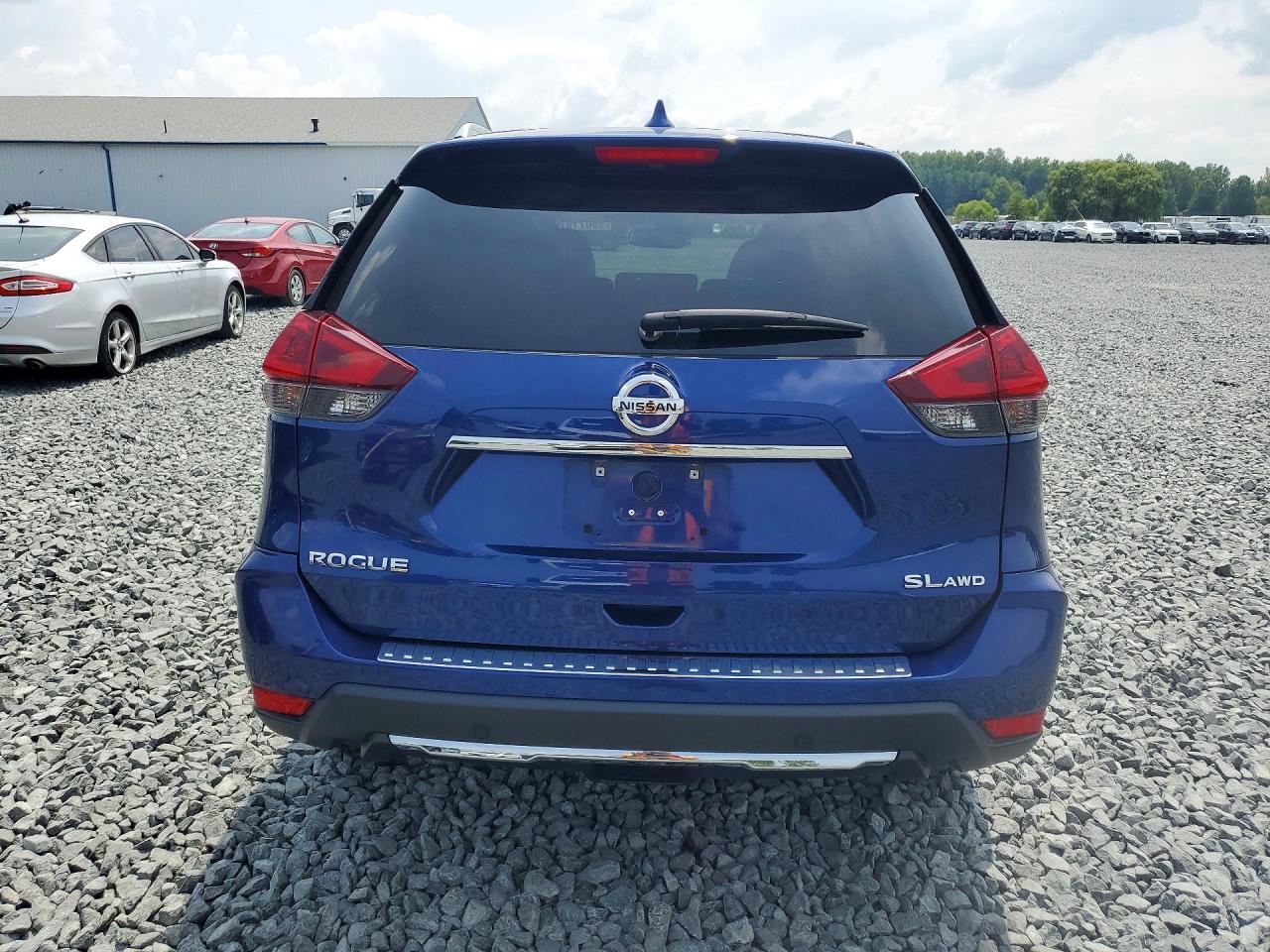 2020 NISSAN ROGUE SL — Фото 6 из 13