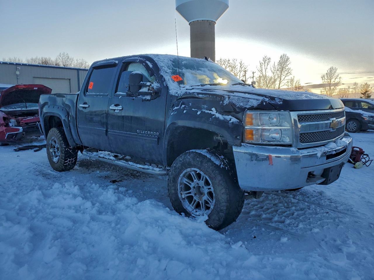 2013 CHEVROLET SILVERADO K1500 LT — Фото 4 из 12