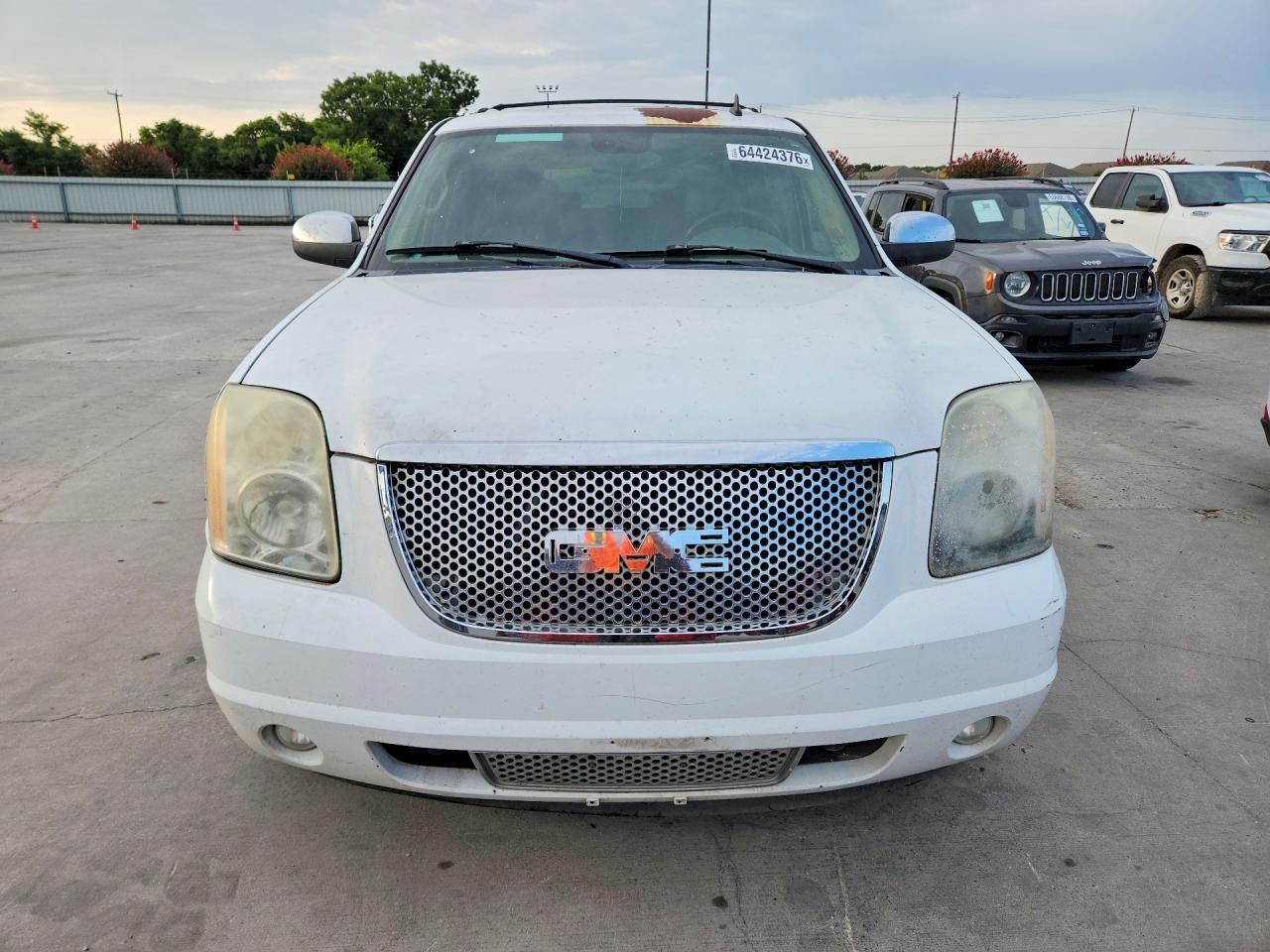 2007 GMC YUKON XL C1500 — Фото 5 из 12