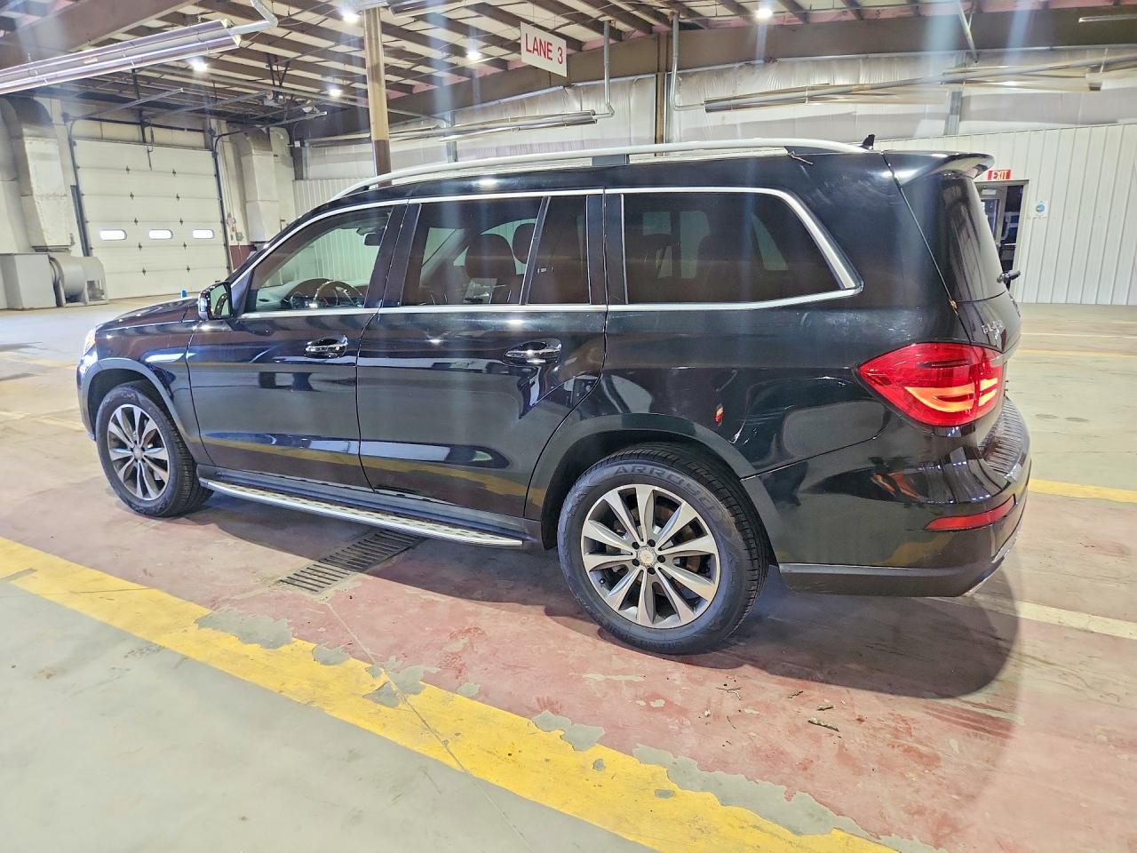 2016 MERCEDES-BENZ GL 450 4MATIC — Фото 2 из 13