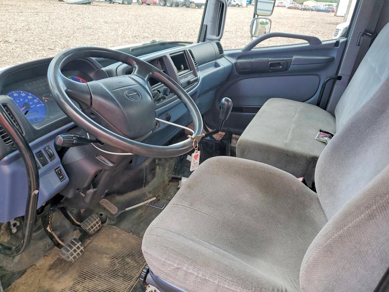 2007 HINO HINO 268 — Фото 8 из 14