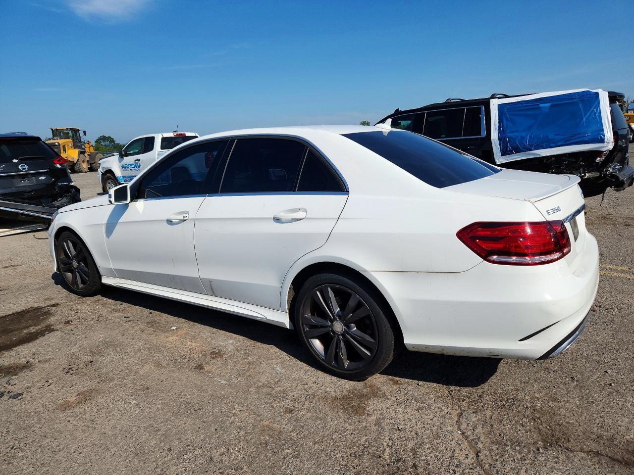 2016 MERCEDES-BENZ E 350 — Фото 2 из 13