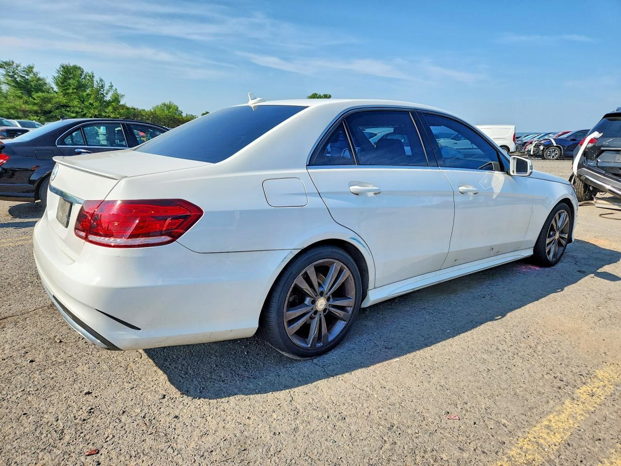 2016 MERCEDES-BENZ E 350 — Фото 3 из 13