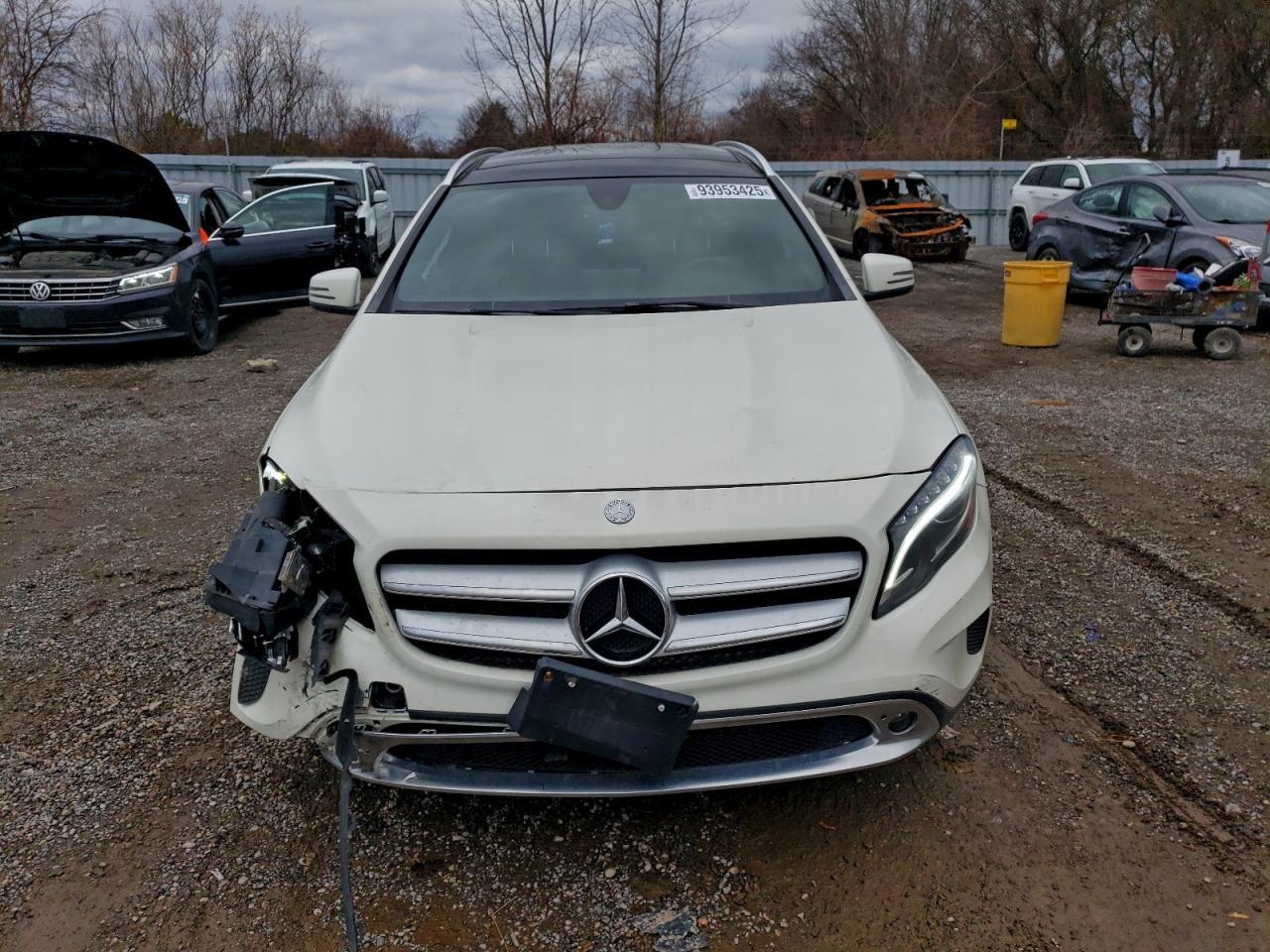 2016 MERCEDES-BENZ GLA 250 4MATIC — Фото 5 из 13